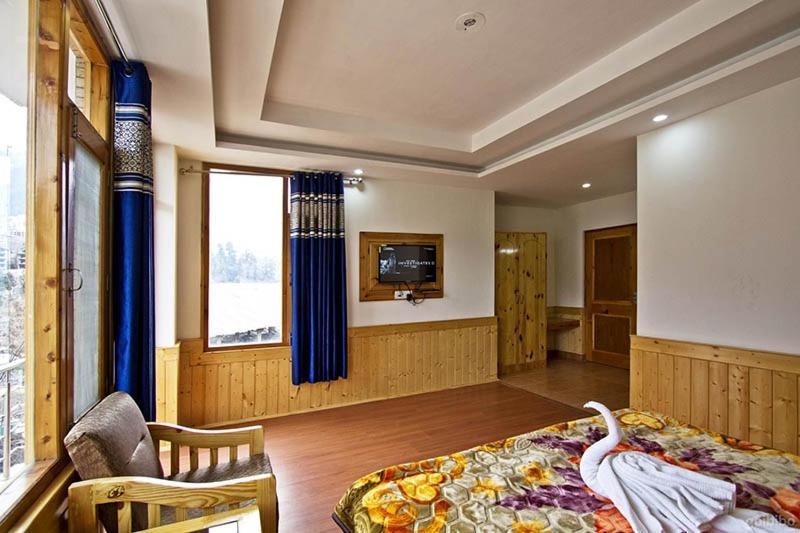 Hotel Uday Himalaya Manali  Exterior photo